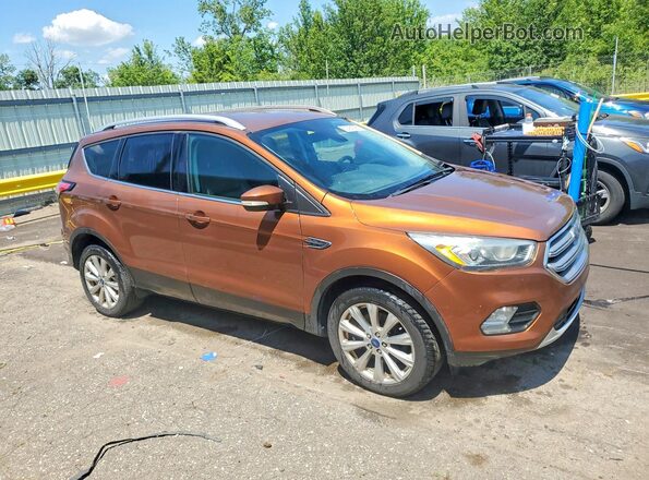 1FMCU0J99HUD51357 2017 FORD ESCAPE Оранжевый Передняя правая четверть