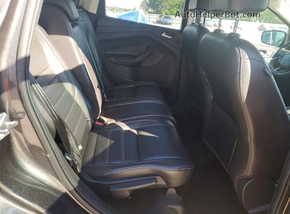 1FMCU0J99HUD87050 2017 FORD ESCAPE Угольный Вид задней части салона