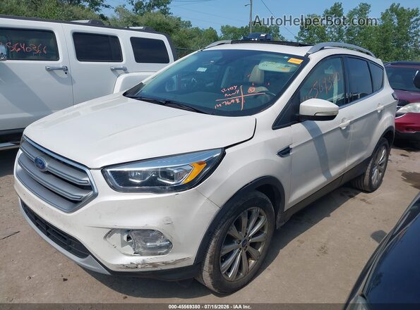 1FMCU0J99HUE25781 2017 FORD ESCAPE White Передня ліва чверть