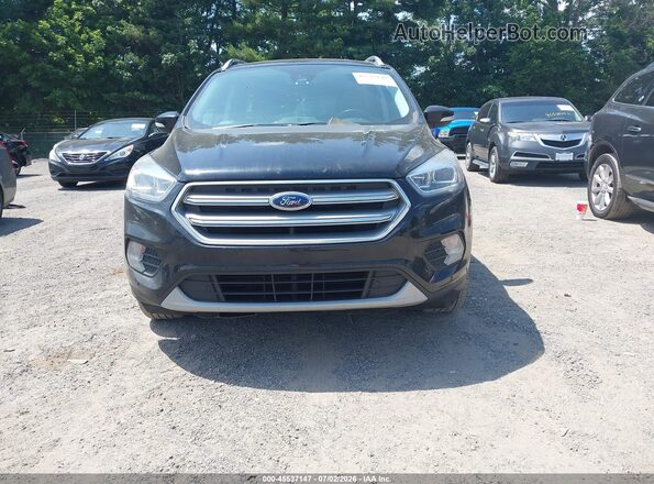 1FMCU0JD0HUD92268 2017 FORD ESCAPE Black Widok zestawu wskaźników