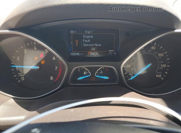 1FMCU0JD2HUA60025 2017 FORD ESCAPE White Вид щитка приладів