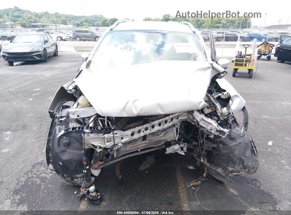 1FMCU0JD3HUA12470 2017 FORD ESCAPE Серебряный Вид задней части салона