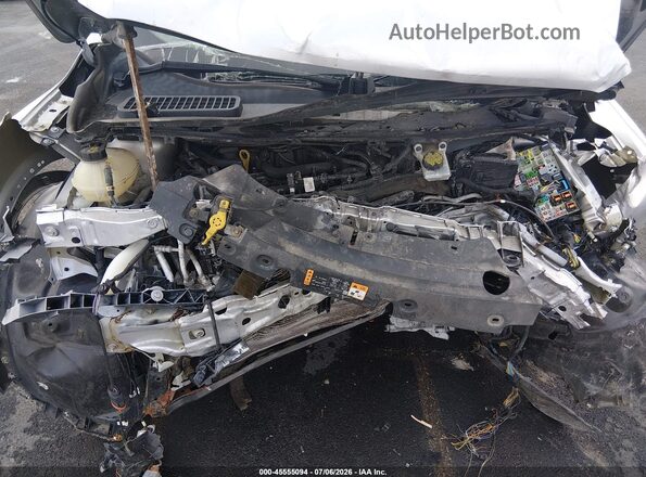 1FMCU0JD3HUA12470 2017 FORD ESCAPE Серебряный Вид сзади