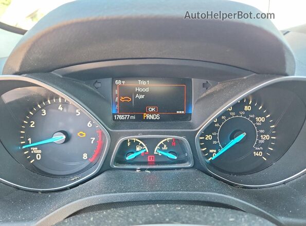 1FMCU0JD3HUB00337 2017 FORD ESCAPE Gold ხელსაწყოთა პანელის ხედი
