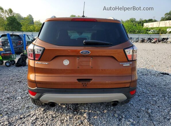 1FMCU0JD4HUD17850 2017 FORD ESCAPE Brown უკანა ხედი