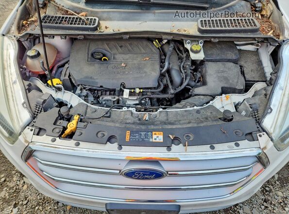 1FMCU0JD6HUC73561 2017 FORD ESCAPE White Widok komory silnika