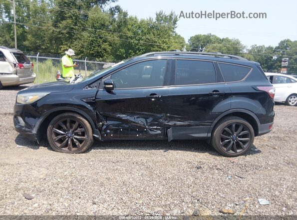 1FMCU0JD8HUA08771 2017 FORD ESCAPE Черный 