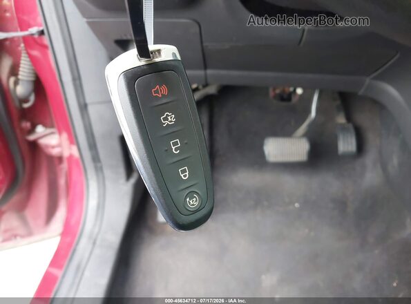 1FMCU0JD8HUB15187 2017 FORD ESCAPE Maroon Vista del salpicadero
