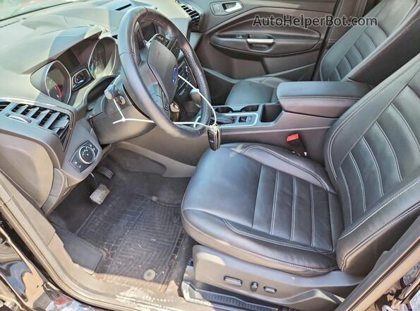 1FMCU0JD8HUB52644 2017 FORD ESCAPE Black Вид салону спереду