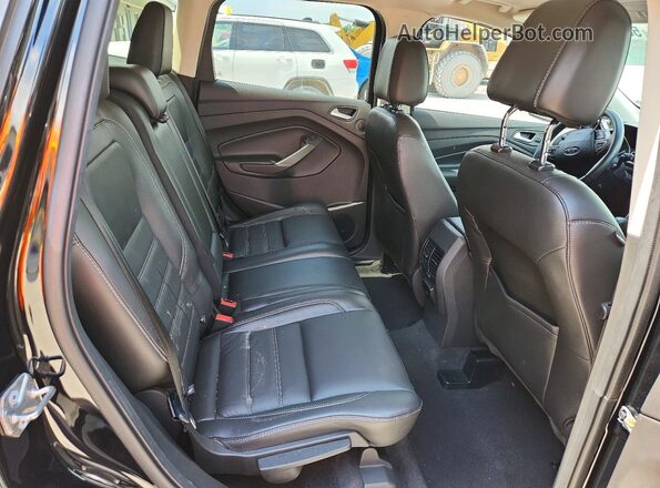 1FMCU0JD8HUB52644 2017 FORD ESCAPE Black Вид задніх сидінь