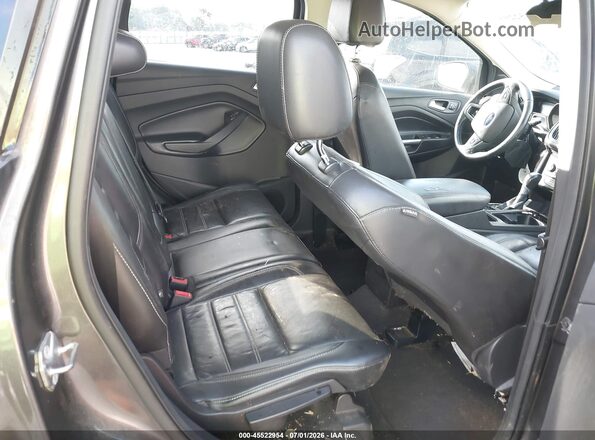 1FMCU0JD8HUC19128 2017 FORD ESCAPE Gray Вид наклейки з VIN-кодом