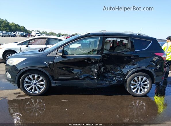1FMCU0JD9HUC06744 2017 FORD ESCAPE Черный Панорамный вид салона 360°