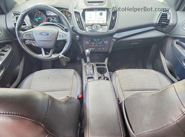 1FMCU0JD9HUD81799 2017 FORD ESCAPE Black Widok deski rozdzielczej