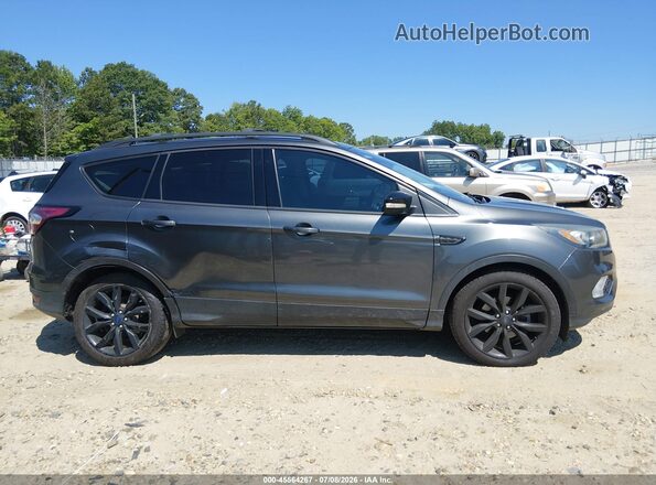 1FMCU0JDXHUB96189 2017 FORD ESCAPE Серый Вид задней части салона