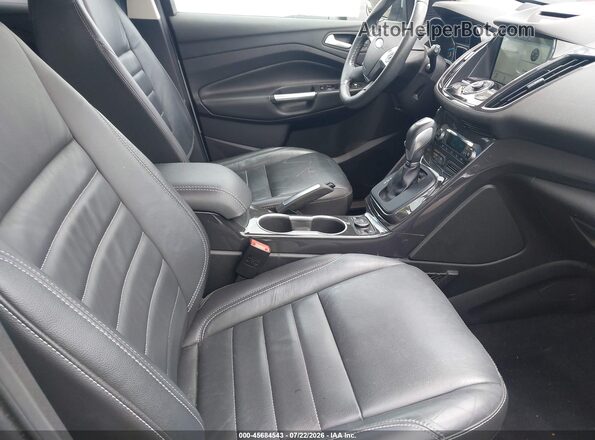 1FMCU0JX2GUA82499 2016 FORD ESCAPE Серебряный Вид салона спереди