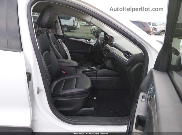 1FMCU0KZ1NUB14422 2022 FORD ESCAPE White წინა სალონის ხედი