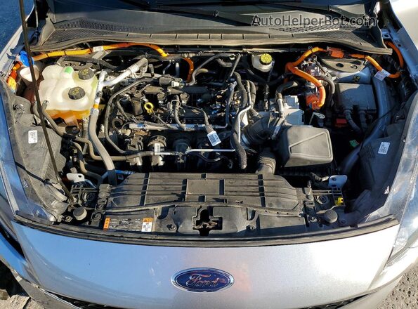 1FMCU0KZ9NUB98294 2022 FORD ESCAPE Серебряный Вид подкапотного пространства