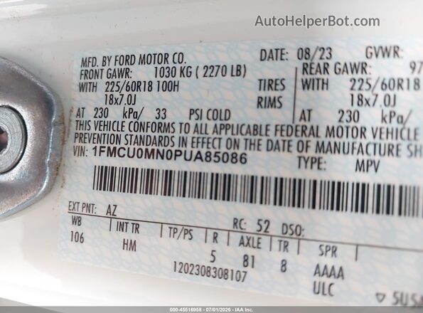 1FMCU0MN0PUA85086 2023 FORD ESCAPE White Vista del compartimento del motor