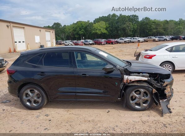 1FMCU0MN0PUA95259 2023 FORD ESCAPE Black Vista interior trasera