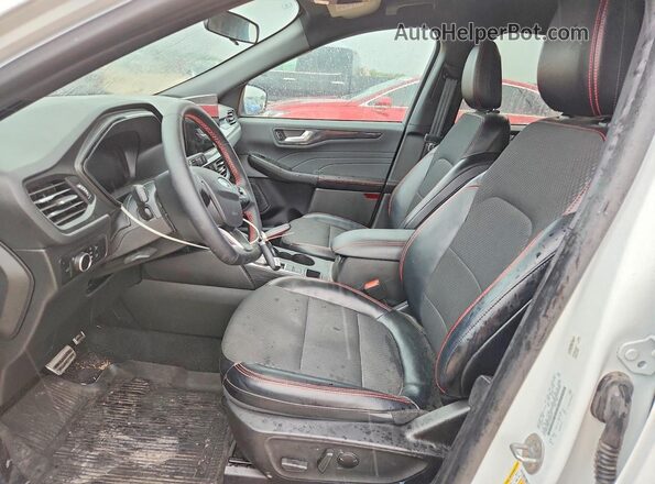 1FMCU0MN1PUB44212 2023 FORD ESCAPE White Вид салону спереду