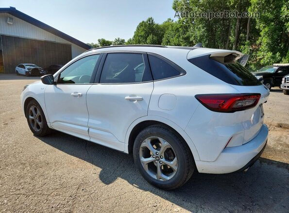 1FMCU0MN7PUA09056 2023 FORD ESCAPE Белый Задняя левая четверть