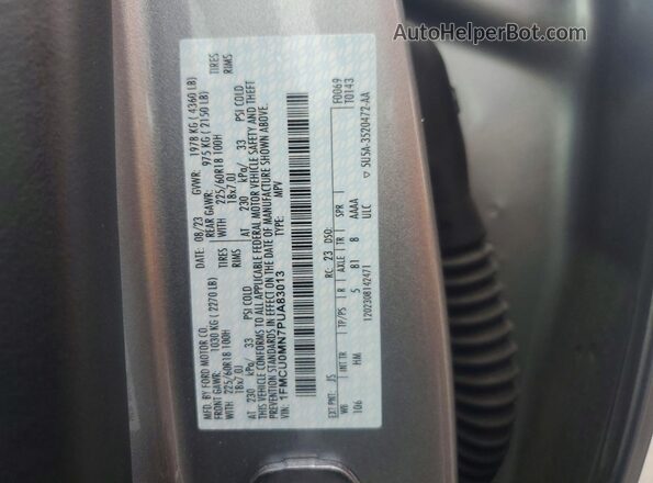 1FMCU0MN7PUA83013 2023 FORD ESCAPE Silver 360 interior view