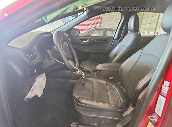 1FMCU0MN8PUA73820 2023 FORD ESCAPE Красный Вид салона спереди