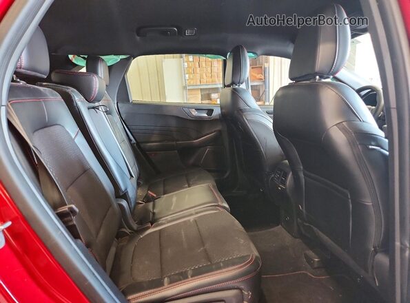 1FMCU0MN8PUA73820 2023 FORD ESCAPE Красный Вид задней части салона