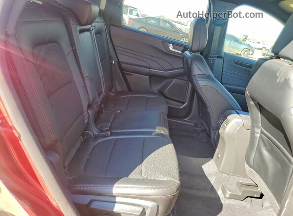1FMCU0MN8TUA22263 2026 FORD ESCAPE Red უკანა სალონის ხედი