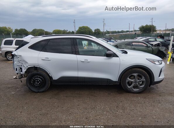 1FMCU0MZ3SUB15211 2025 FORD ESCAPE White Սալոնի 360 աստիճան տեսք