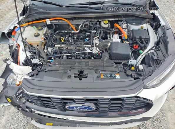 1FMCU0MZ7SUB42458 2025 FORD ESCAPE White Vista del compartimento del motor