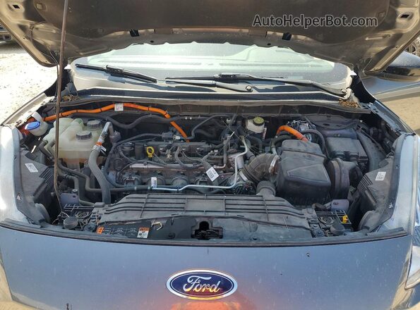 1FMCU9BZ4MUB19861 2021 FORD ESCAPE Gray Vista del compartimento del motor