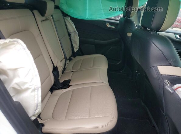 1FMCU9CZ3NUA85993 2022 FORD ESCAPE White Widok wnętrza z tyłu