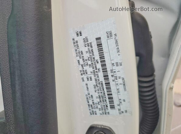 1FMCU9CZ3NUA85993 2022 FORD ESCAPE White Widok naklejki z numerem VIN