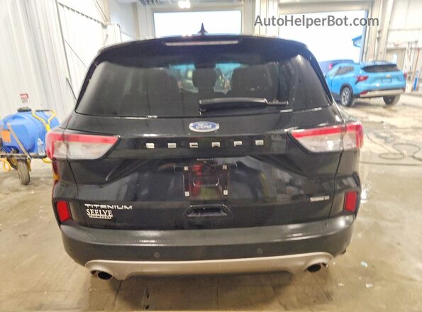 1FMCU9DZ8NUA76642 2022 FORD ESCAPE Черный Вид сзади