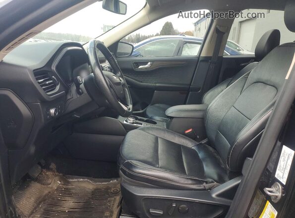 1FMCU9DZ9LUB12285 2020 FORD ESCAPE Черный Вид салона спереди
