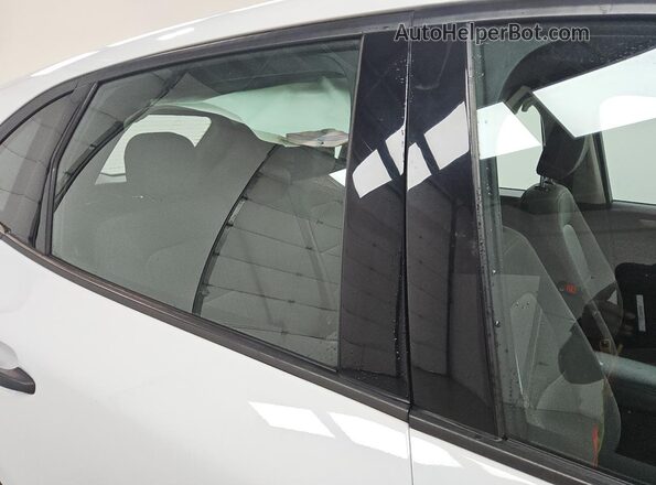 1FMCU9F60MUA76281 2021 FORD ESCAPE White 