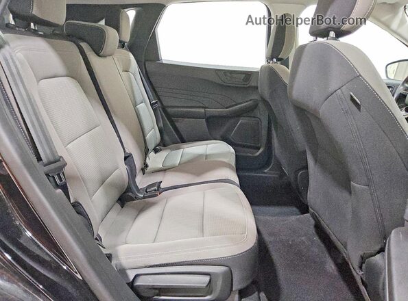 1FMCU9F65MUA67916 2021 FORD ESCAPE Черный Вид задней части салона