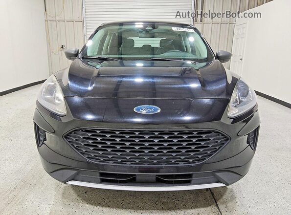 1FMCU9F65MUA67916 2021 FORD ESCAPE Черный Вид спереди