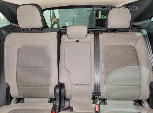 1FMCU9G60LUC24622 2020 FORD ESCAPE Red Rear seats view