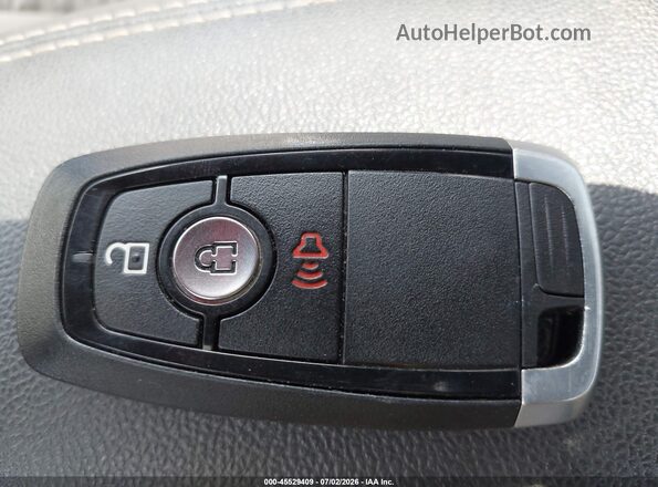 1FMCU9G61LUC61310 2020 FORD ESCAPE White Widok deski rozdzielczej