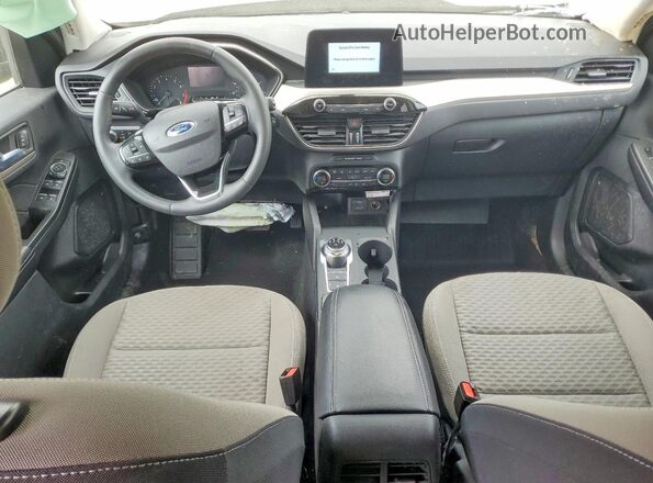 1FMCU9G63MUA97558 2021 FORD ESCAPE Серебряный Вид панели приборов