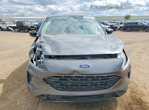 1FMCU9G63MUA97558 2021 FORD ESCAPE Серебряный Вид спереди