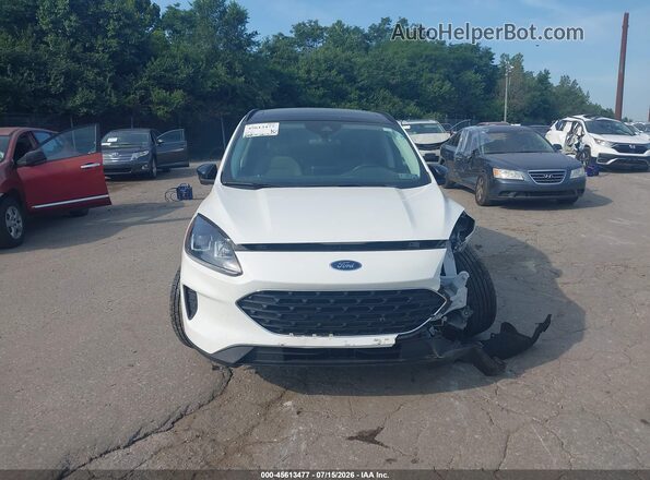 1FMCU9G67MUB07055 2021 FORD ESCAPE White Vista del cuadro de instrumentos