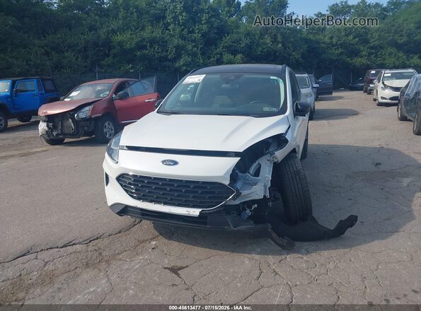1FMCU9G67MUB07055 2021 FORD ESCAPE White 