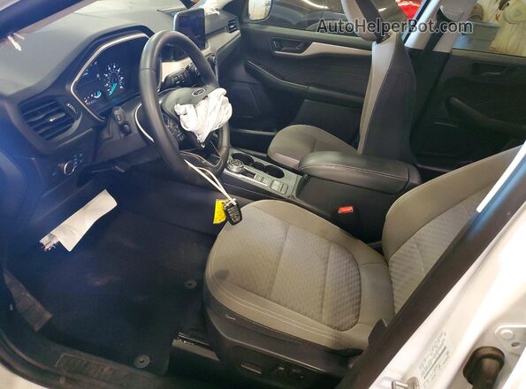 1FMCU9G67NUB71498 2022 FORD ESCAPE White Vista interior delantera