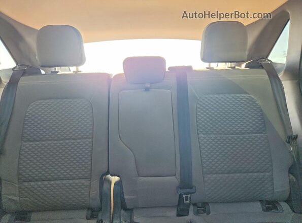 1FMCU9G69LUB30612 2020 FORD ESCAPE Burgundy Rear seats view