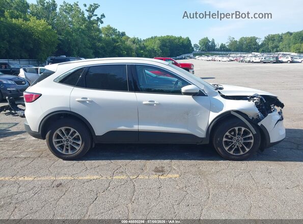 1FMCU9G69MUA67738 2021 FORD ESCAPE White Rear interior view