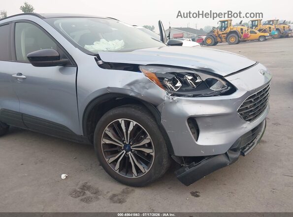 1FMCU9G6XNUB34946 2022 FORD ESCAPE Gray Вид спереду