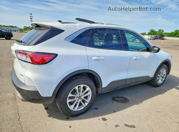 1FMCU9G6XNUB99845 2022 FORD ESCAPE White Tył prawy